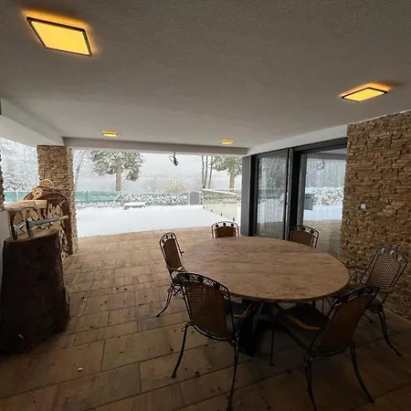 Vila Luxury Lake *